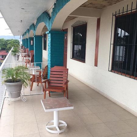 Arcos Hotel Catemaco Buitenkant foto