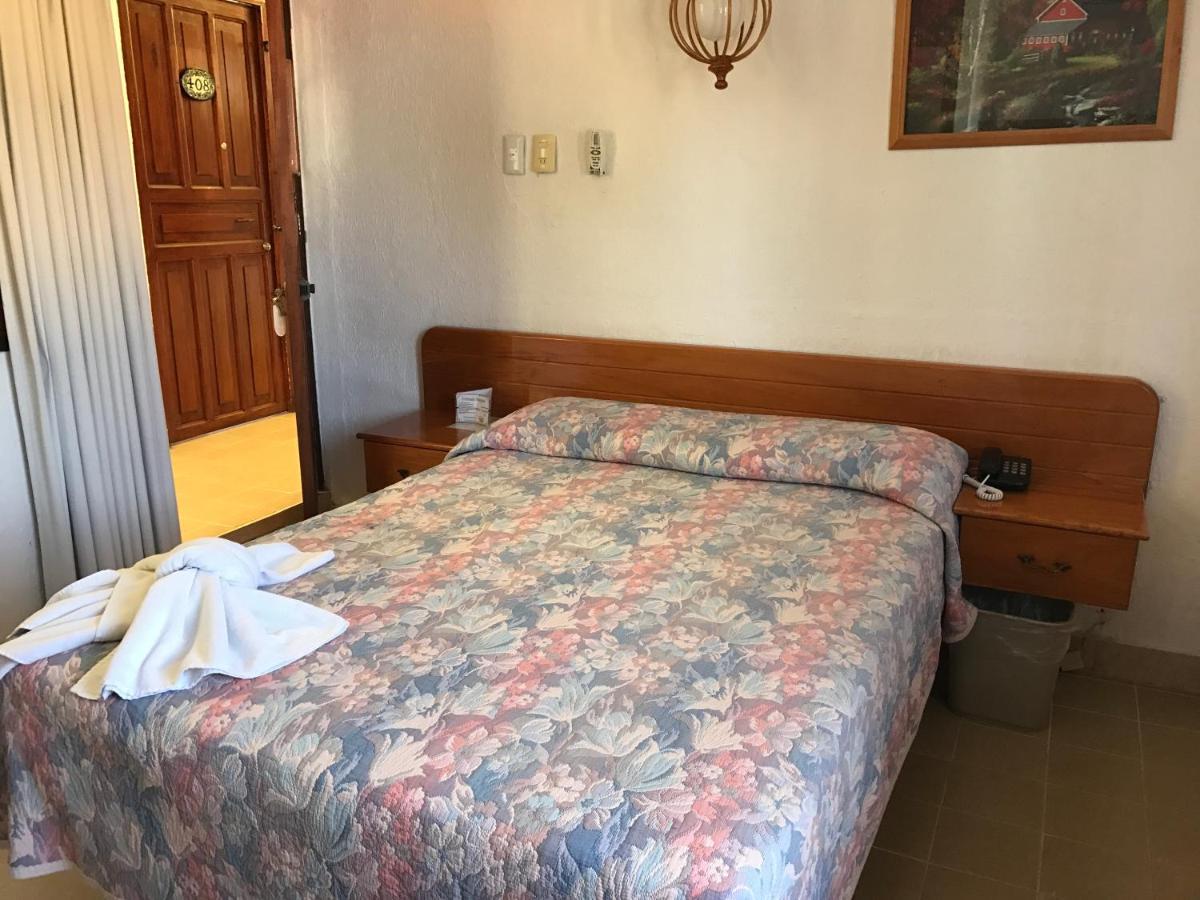 Arcos Hotel Catemaco Buitenkant foto